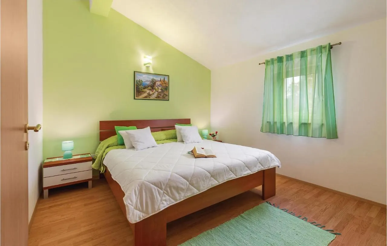 Awesome Home In Barban With Kitchen 0*,